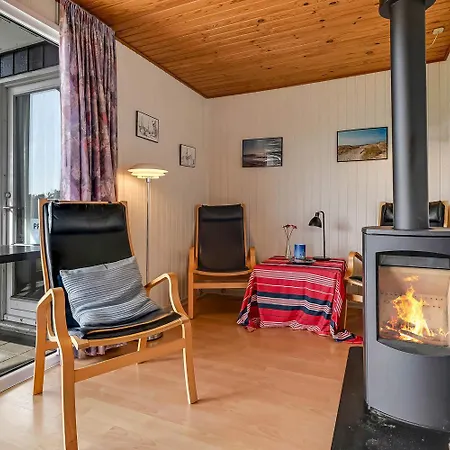 Hyggeligt Taet Pa Vesterhavet Sj466 * Harboør